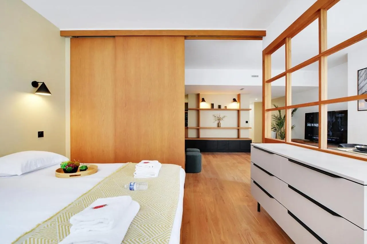 Superbe - Pere Lachaise Apartment